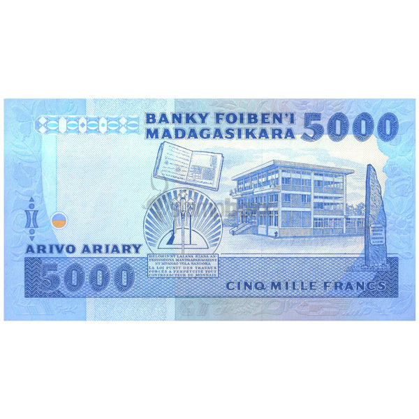 MADAGASCAR 5000 ARIARY 1983 P-69a UNC