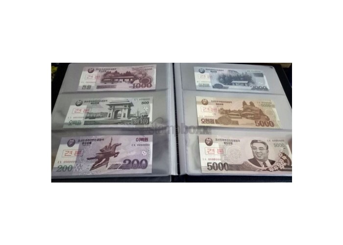 Banknote album with Capacity of 48 notes